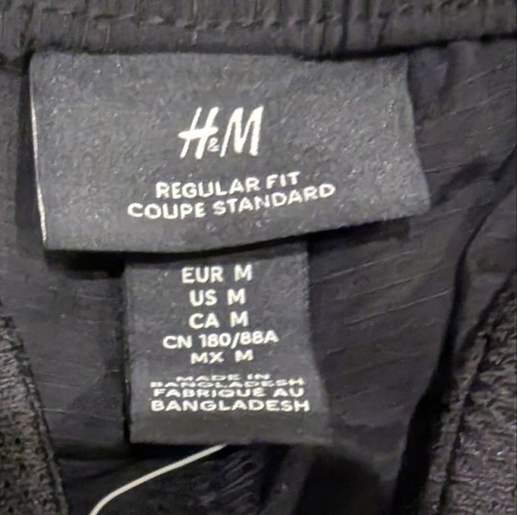 NWT Black Cargo Pants H&M Regular Fit  Mens Size medium - Picture 14 of 15